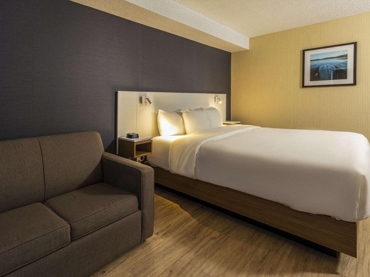 Comfort Inn Rouyn Exteriör bild