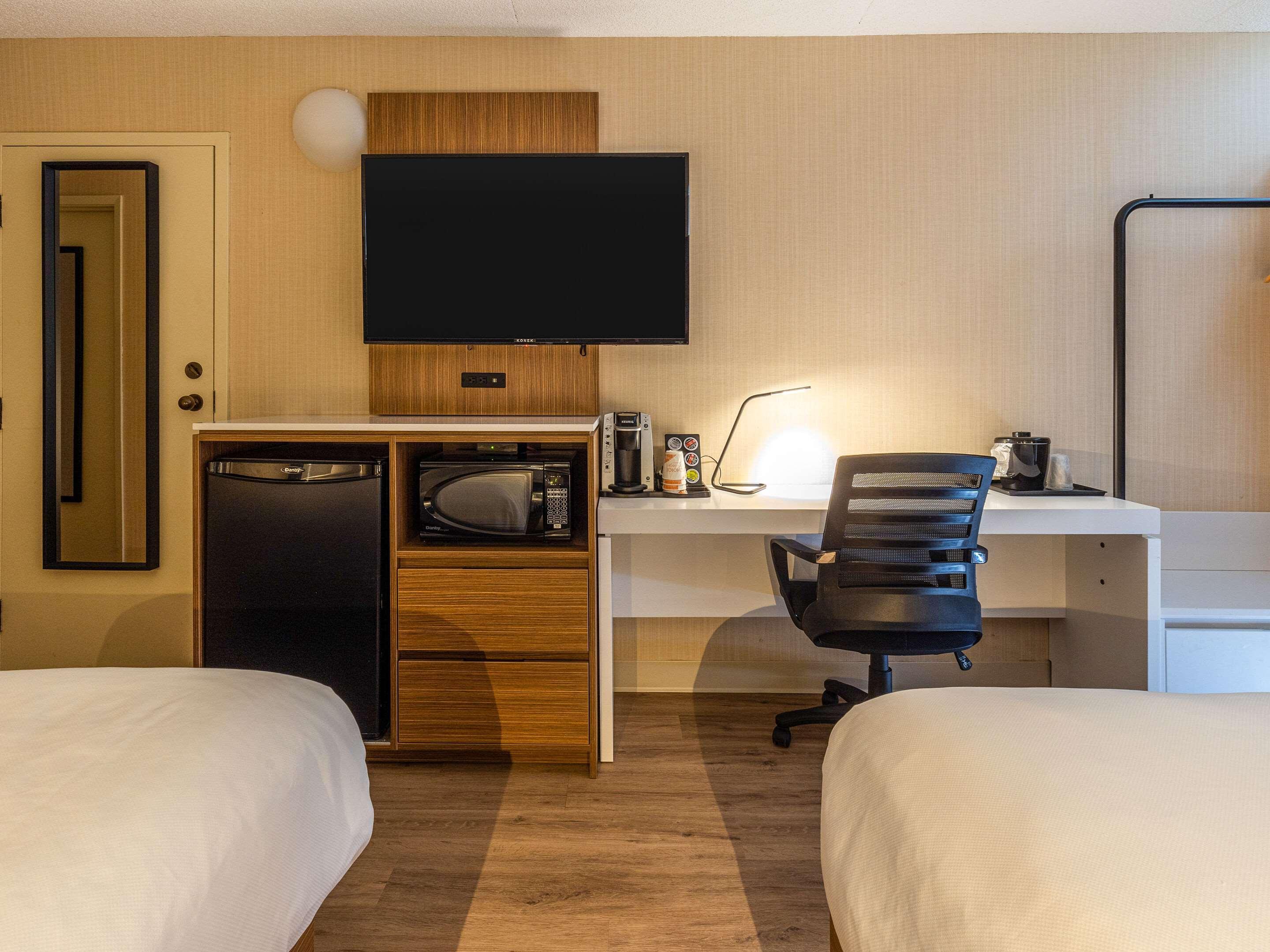 Comfort Inn Rouyn Exteriör bild