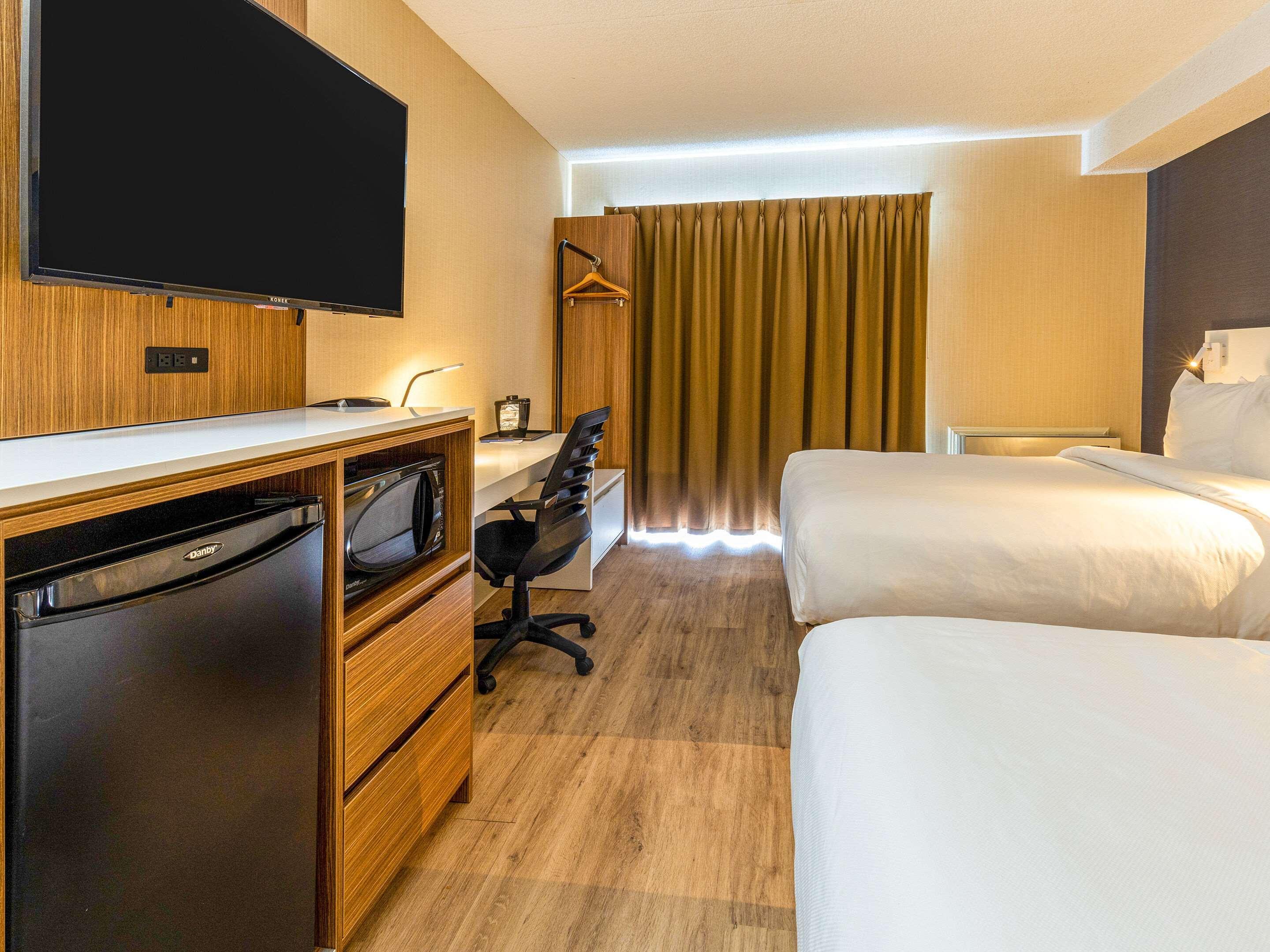 Comfort Inn Rouyn Exteriör bild