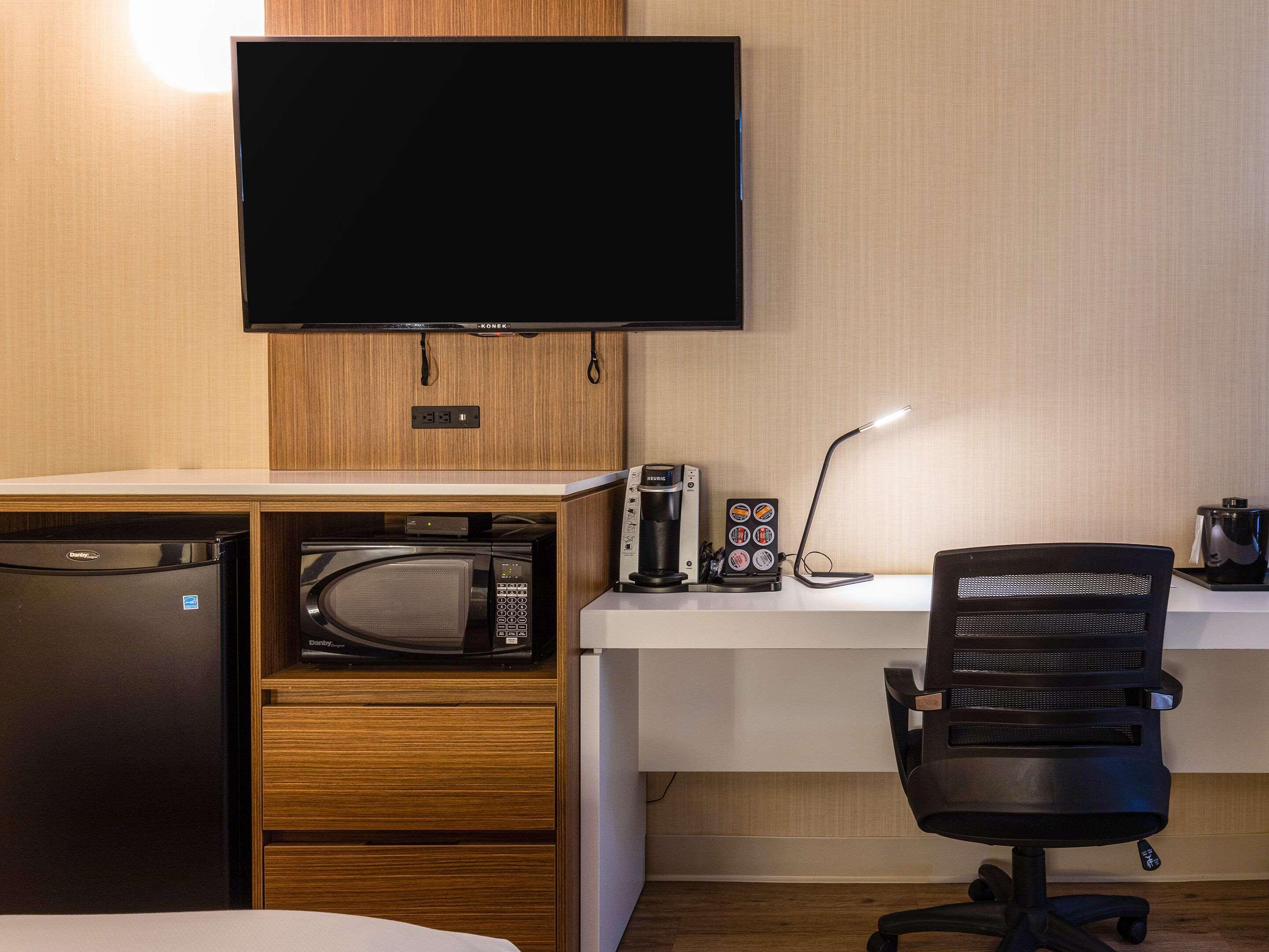 Comfort Inn Rouyn Exteriör bild
