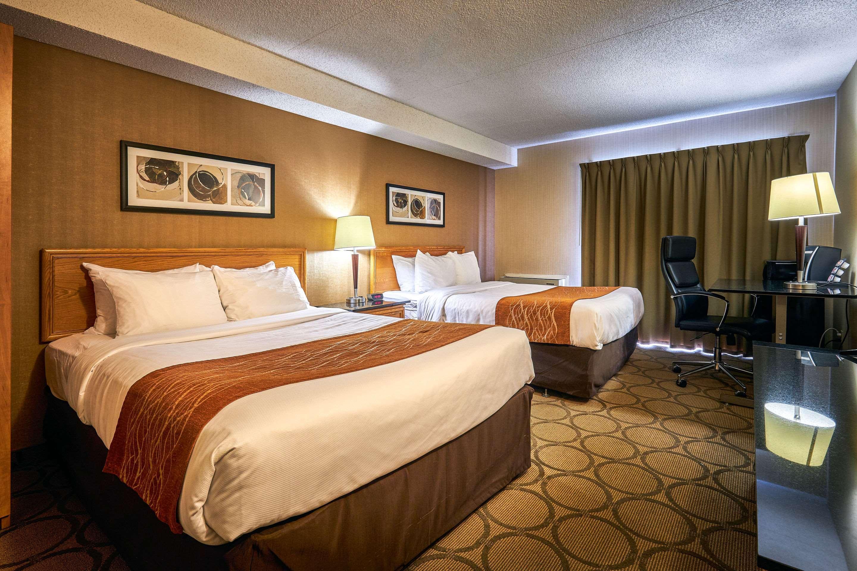Comfort Inn Rouyn Exteriör bild