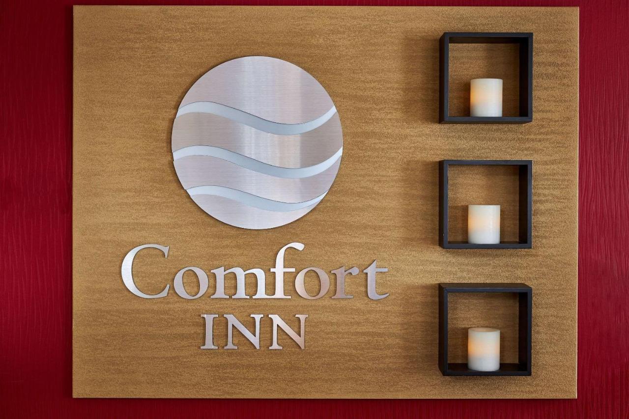 Comfort Inn Rouyn Exteriör bild