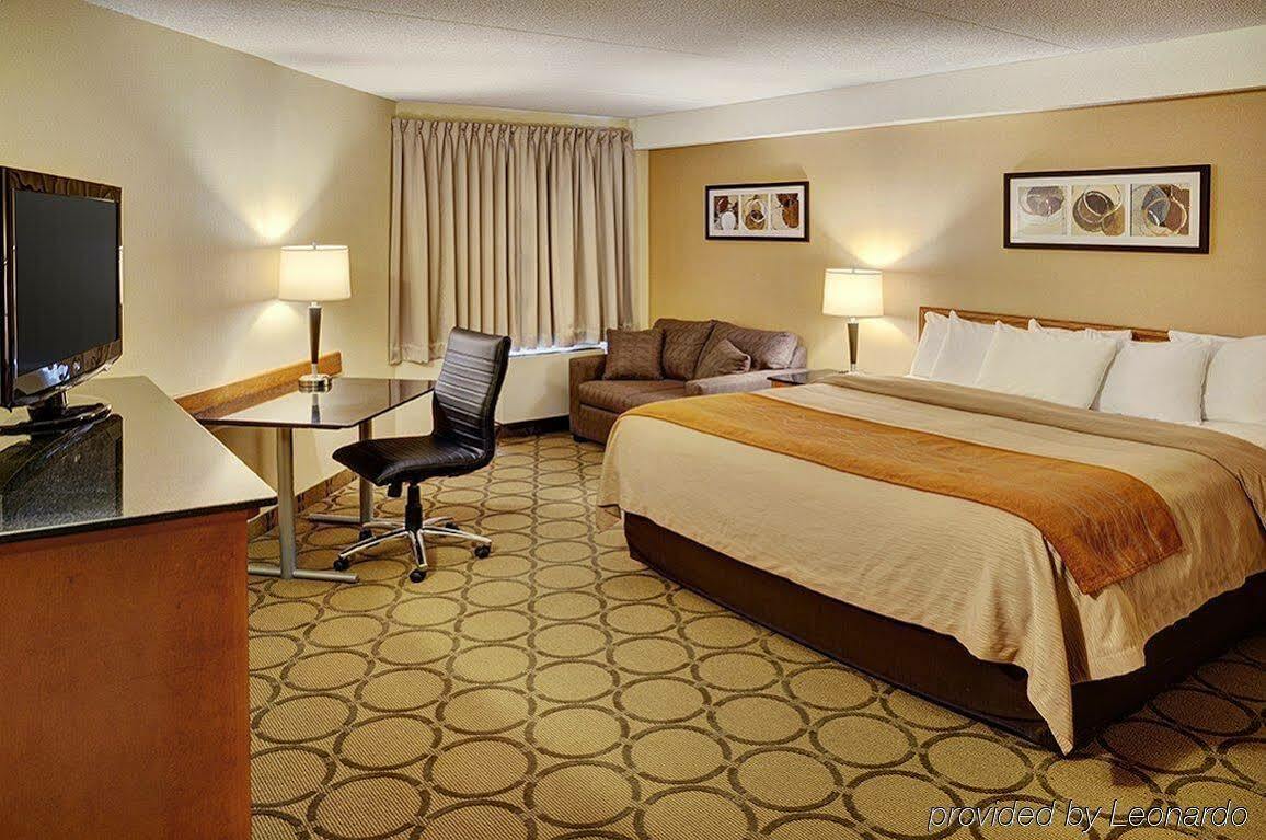 Comfort Inn Rouyn Exteriör bild